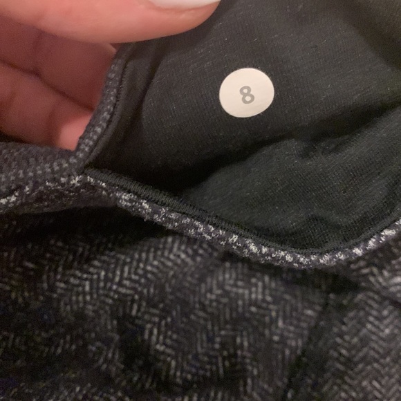 Lululemon Crops - Picture 4 of 4